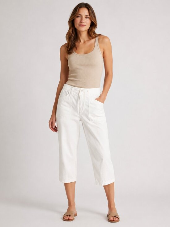 Venezia Jeans Pants - Venezia Jeans Women’s White Cropped Pants Size 10Drawstring Patch Pocket Capri